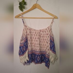 Forever 21 Bohemian Blue and Cream Paisley Women's Top Small